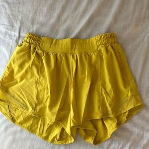 Lululemon Hotty Hot Shorts 4” Inseam